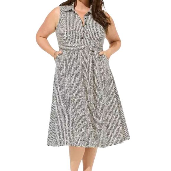Women's Torrid Poplin Collared Sleeveless Chevron Shirtdress Black White 1 - Picture 1 of 13